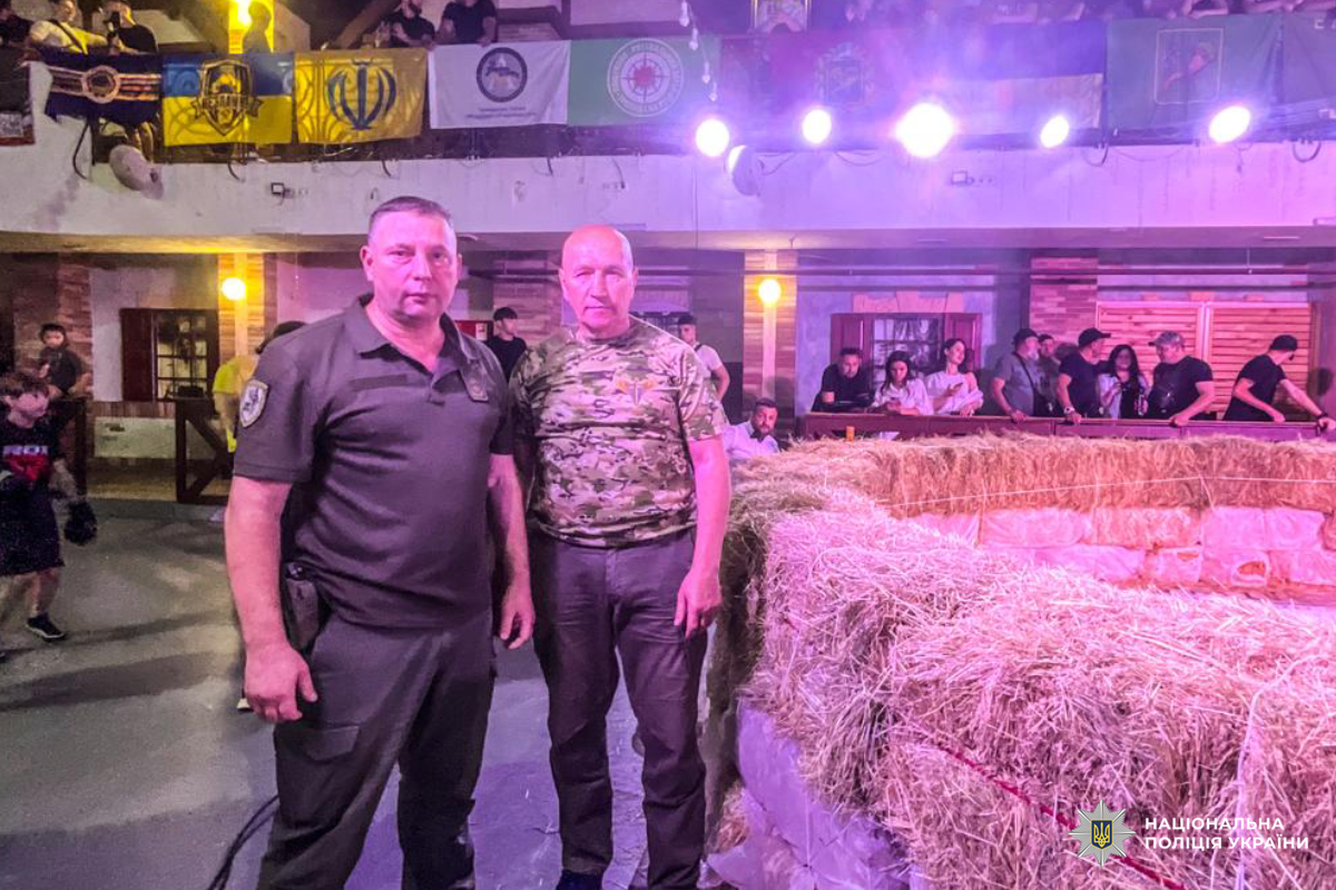 Поліцейські Харківщини підтримали ветеранський турнір з боксу