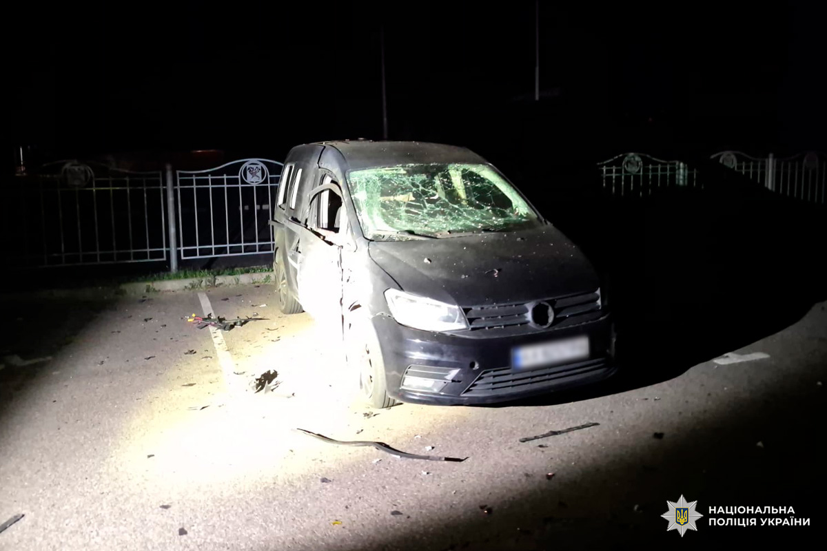 Дві людини загинули, ще 15 постраждали, серед яких дитина: поліцейські продовжують документувати наслідки воєнних злочинів російських військ на Харківщині