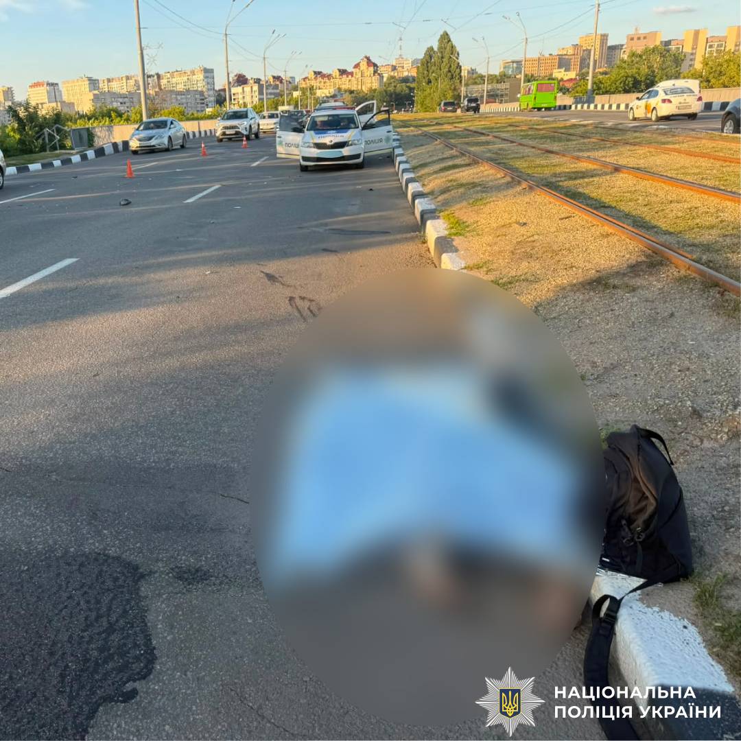 Загинув пішохід: слідчі відкрили кримінальне провадження за фактом смертельної аварії у Харкові
