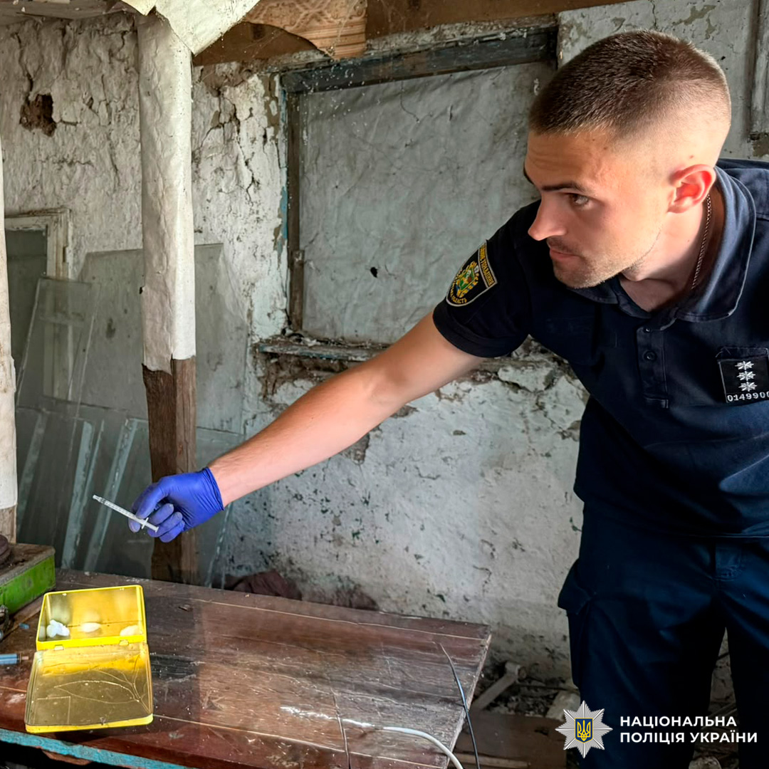 Поліцейські Берестинщини викрили факт незаконного вирощування снодійного маку