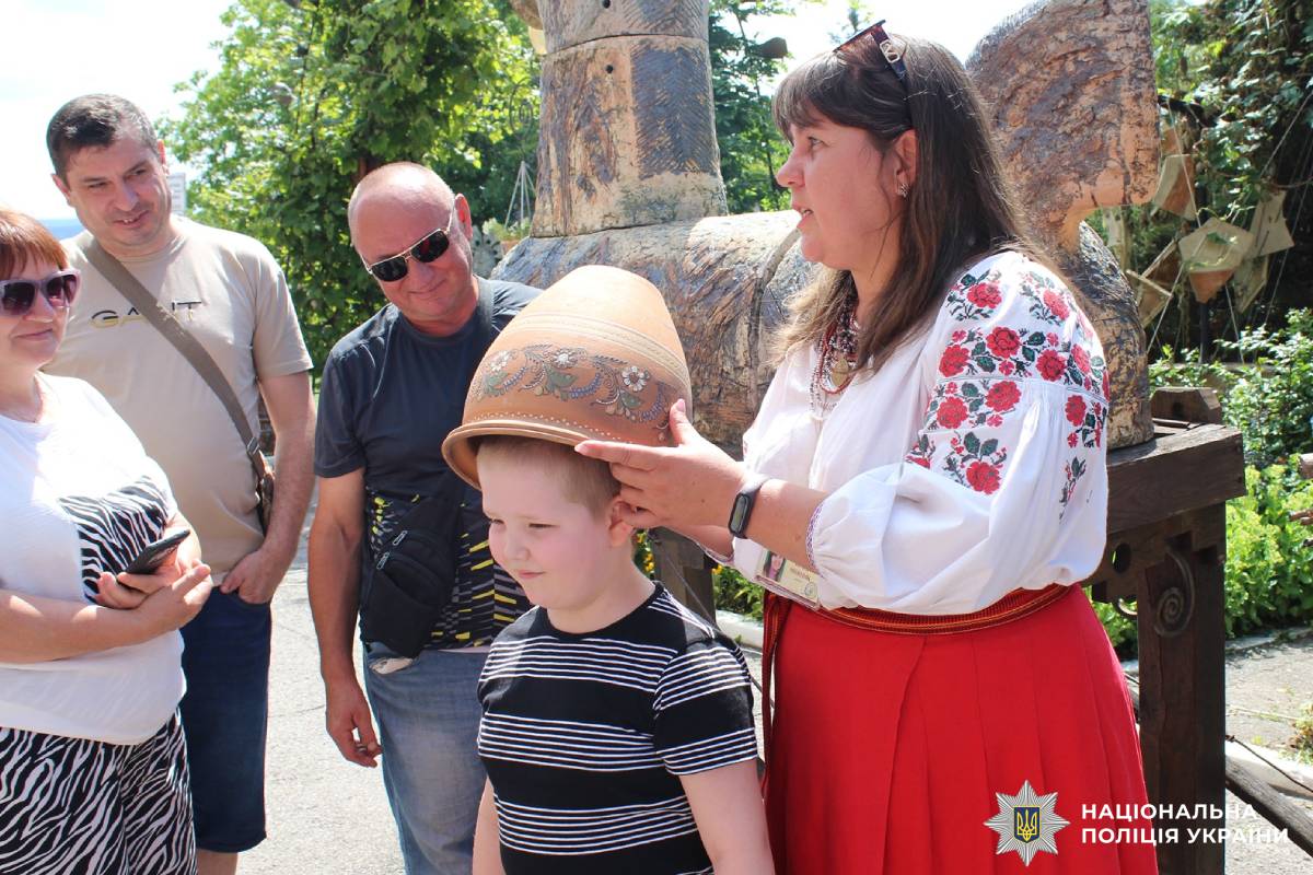 Підтримка ветеранів та родин захисників: поліція Харківщини організувала культурно-просвітницьку поїздку в межах реалізації ветеранської політики