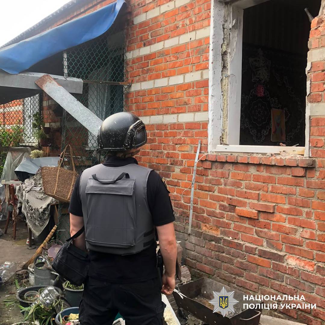 На фото наслідки ворожого обстрілу