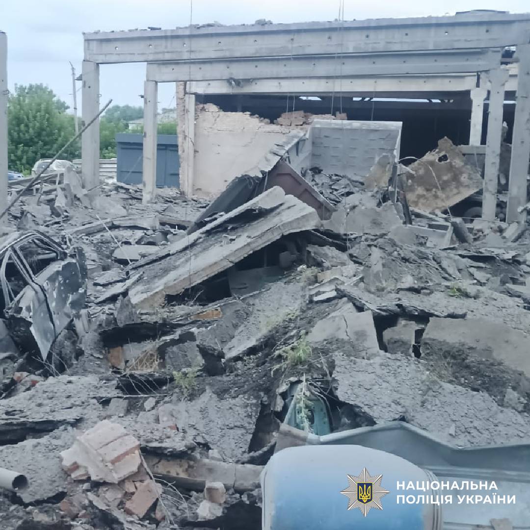 На фото наслідки ворожого обстрілу