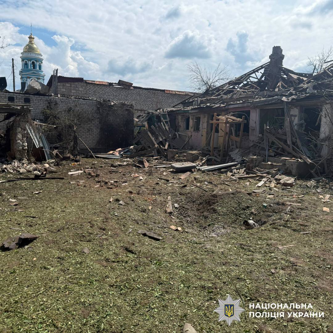 На фото наслідки ворожого обстрілу