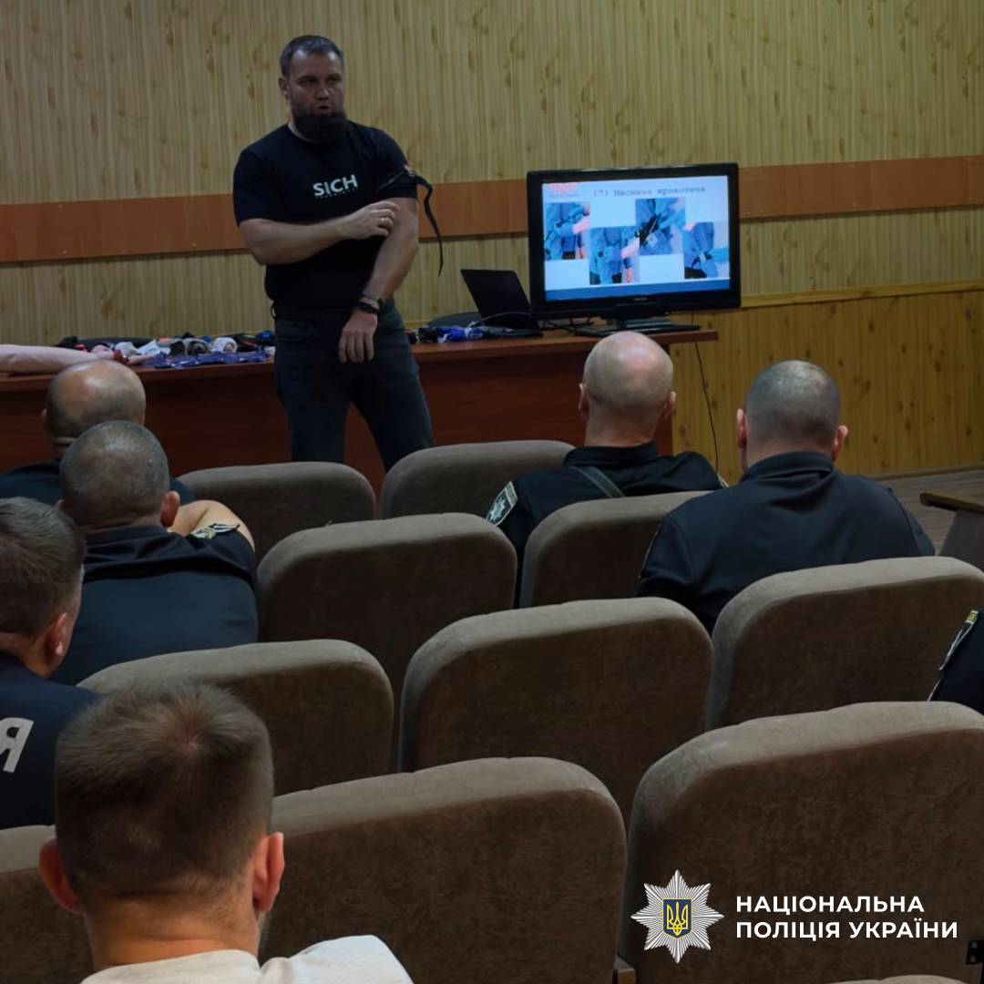 Харківські поліцейські вдосконалили навички з надання домедичної допомоги
