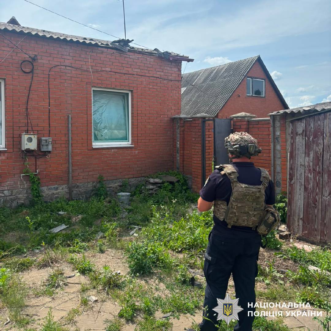 На фото наслідки ворожого обстрілу