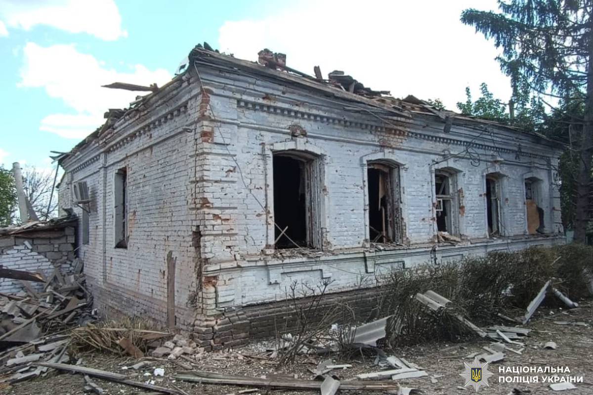 На фото наслідки ворожого обстрілу