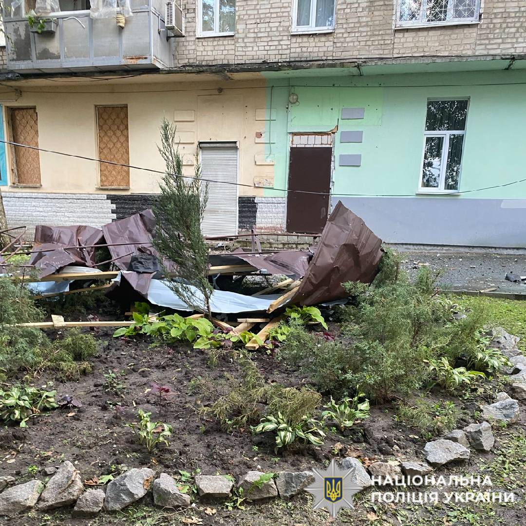 На фото наслідки ворожого обстрілу