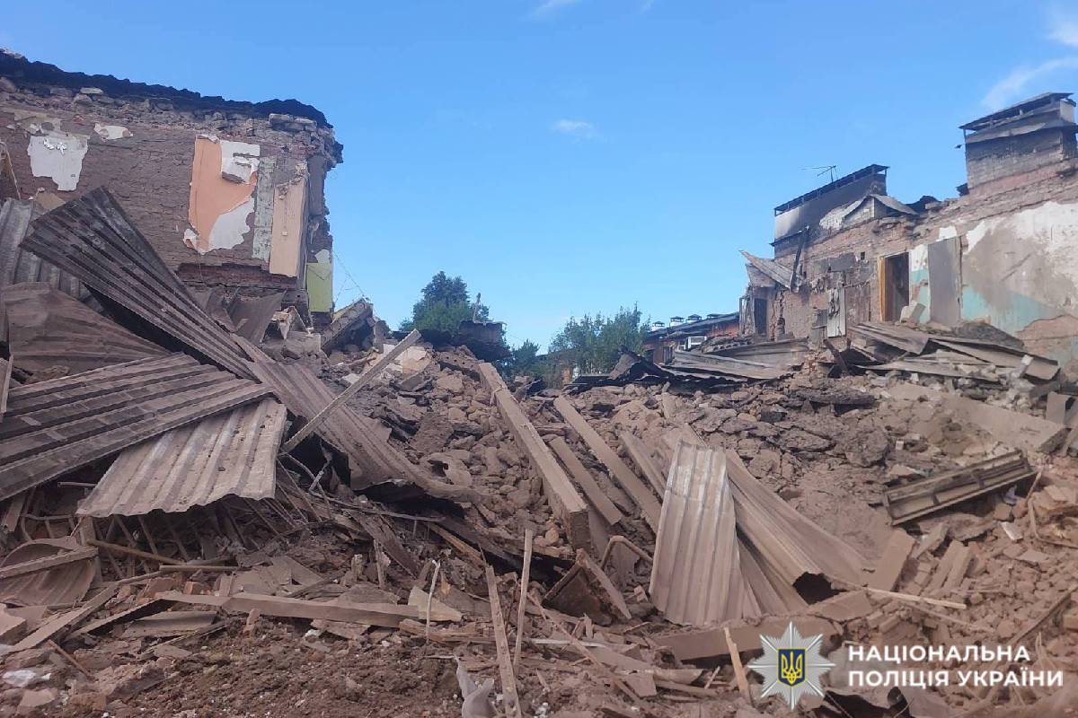 На фото наслідки ворожого обстрілу