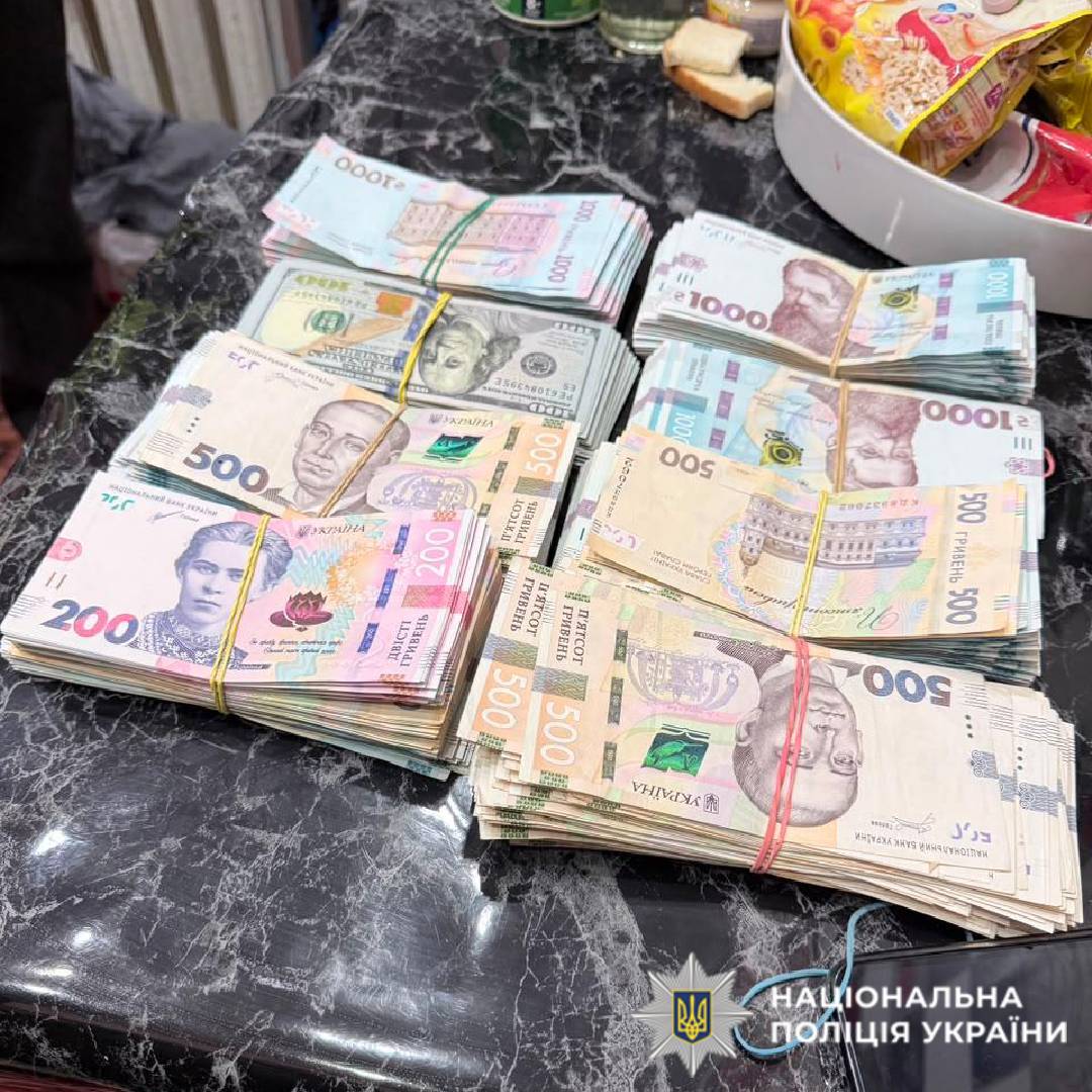 Крав метал з державного підприємства: на Харківщині поліцейські повідомили чоловіку про підозру у скоєнні крадіжки