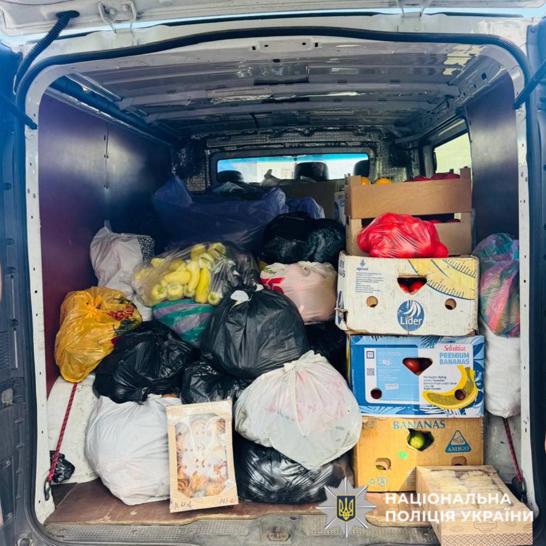 Поліцейські Харківщини передали гуманітарну допомогу медичним закладам