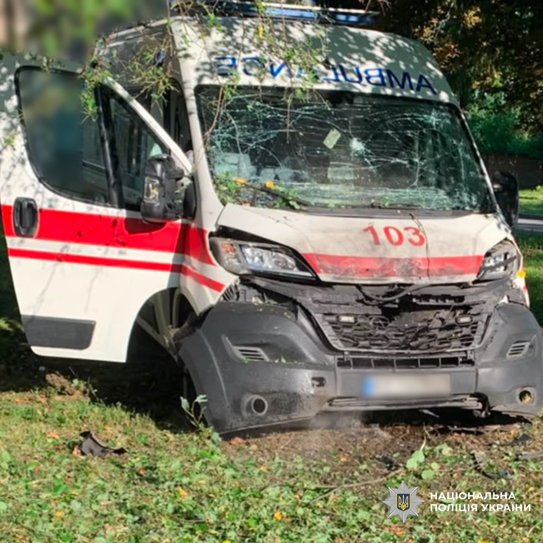 поліція документує наслідки воєнного злочину