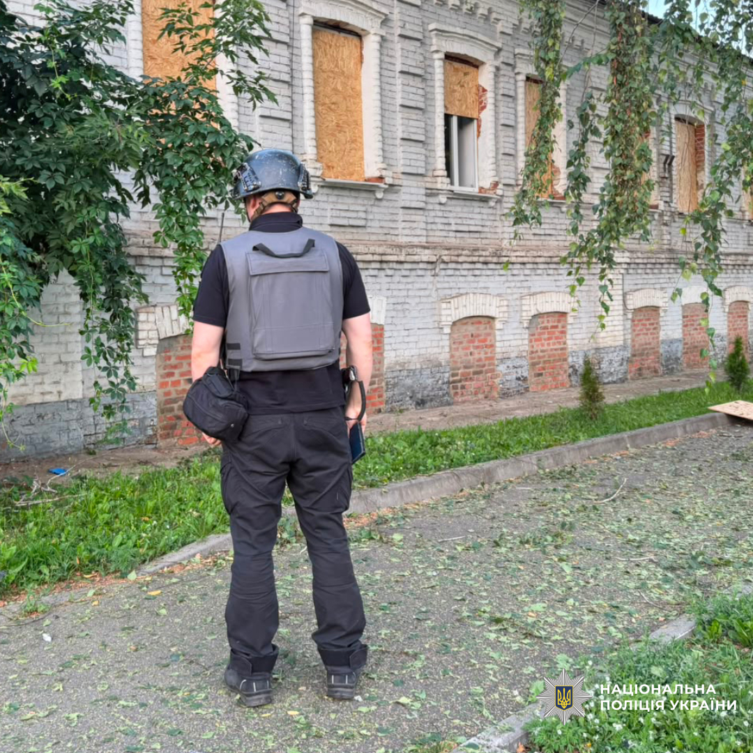поліцейські Харківщини продовжують документувати наслідки воєнних злочинів військ рф