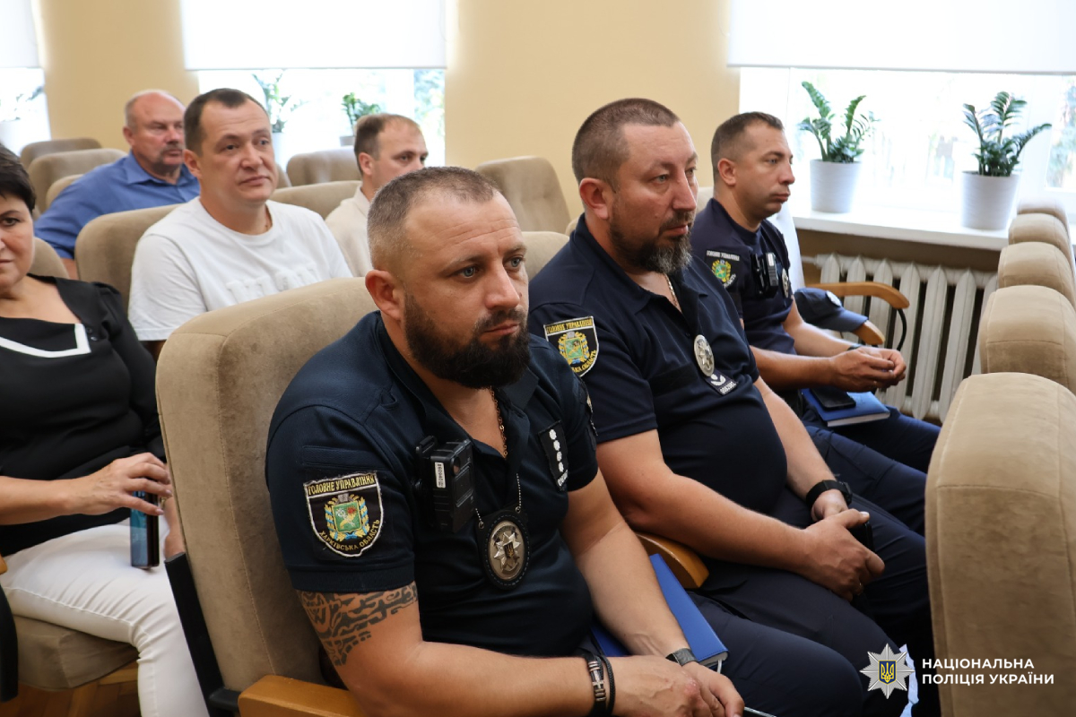 У Дергачівській громаді поліцейські з органами влади обговорили питання проведення обов'язкової евакуації дітей