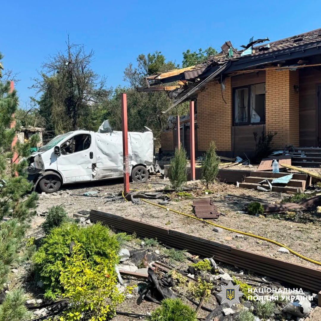 поліцейські документують наслідки воєнного злочину