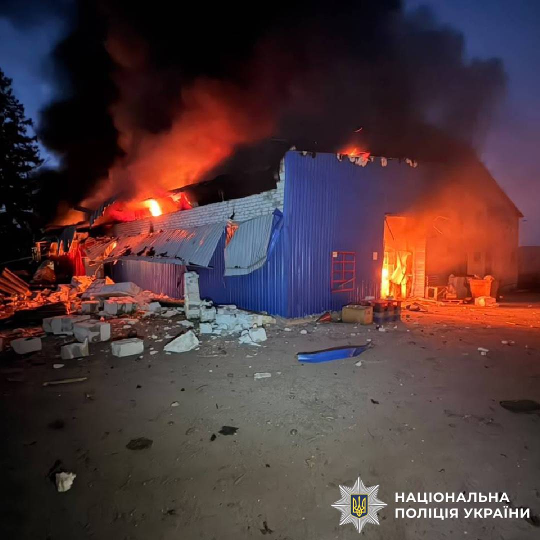 На фото наслідки ворожого обстрілу