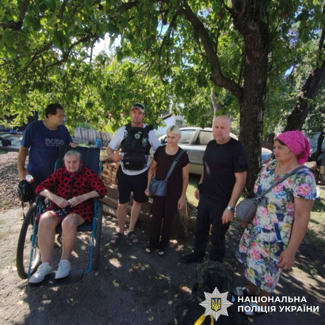 Поліцейські Куп’янщини продовжують рятувати людей та піклуватися про їхніх домашніх улюбленців