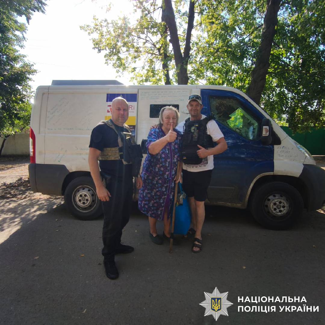 Поліцейські Куп’янщини продовжують рятувати людей та піклуватися про їхніх домашніх улюбленців