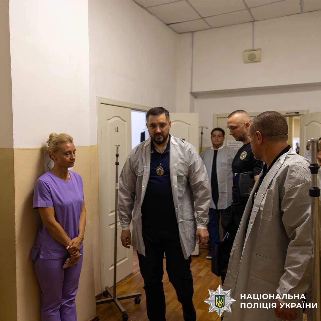 Поліцейського Харківщини нагородили відомчою відзнакою МВС України «Вогнепальна зброя»