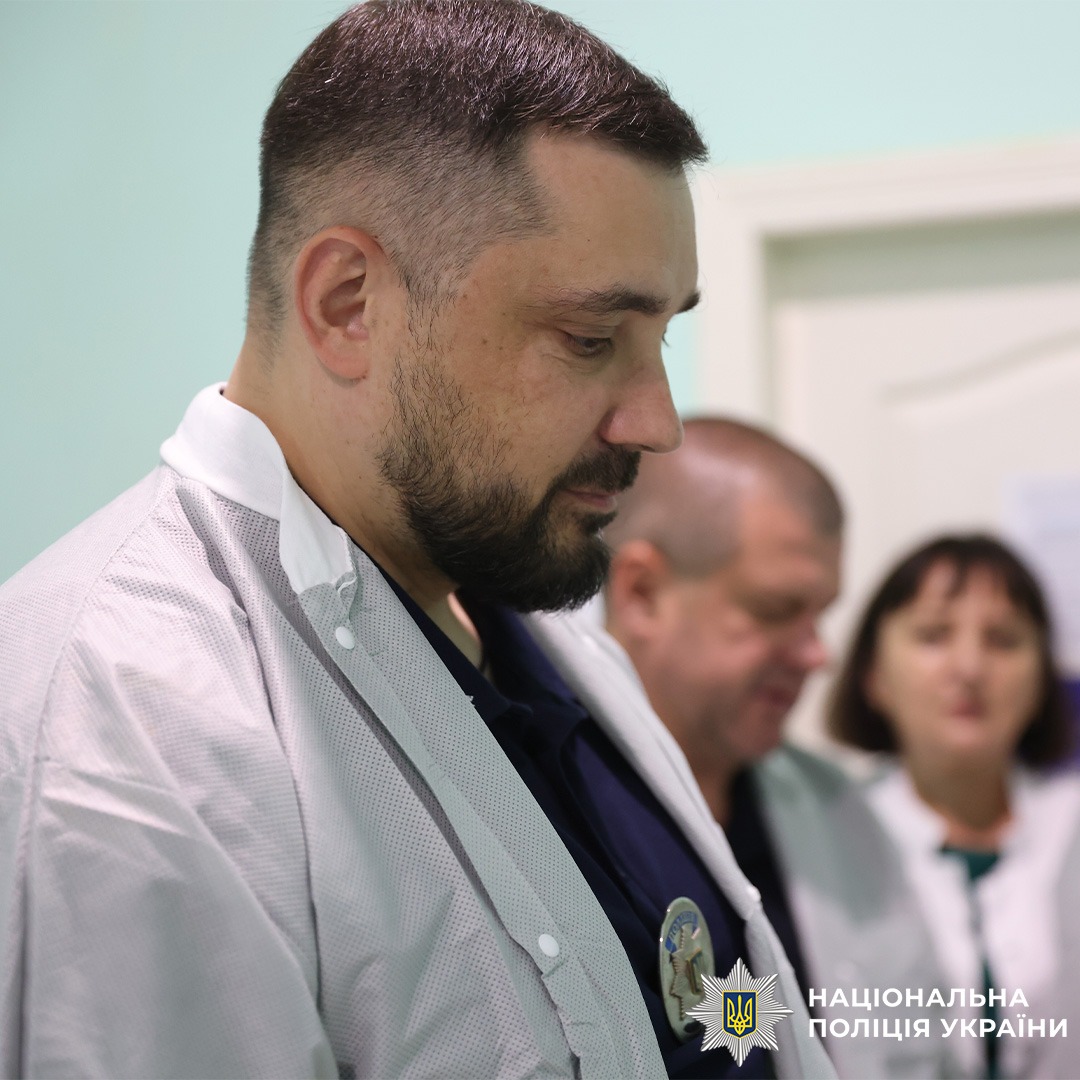Поліцейського Харківщини нагородили відомчою відзнакою МВС України «Вогнепальна зброя»