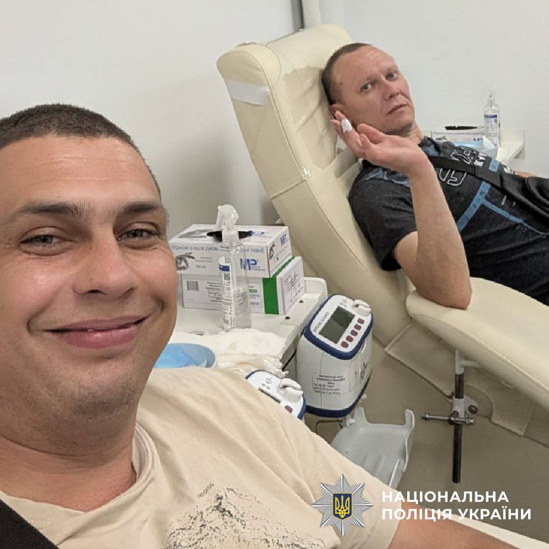 Поліцейські Харківщини долучилися до донорства крові для порятунку поранених захисників та цивільних