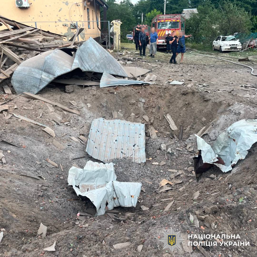 На фото наслідки ворожого обстрілу