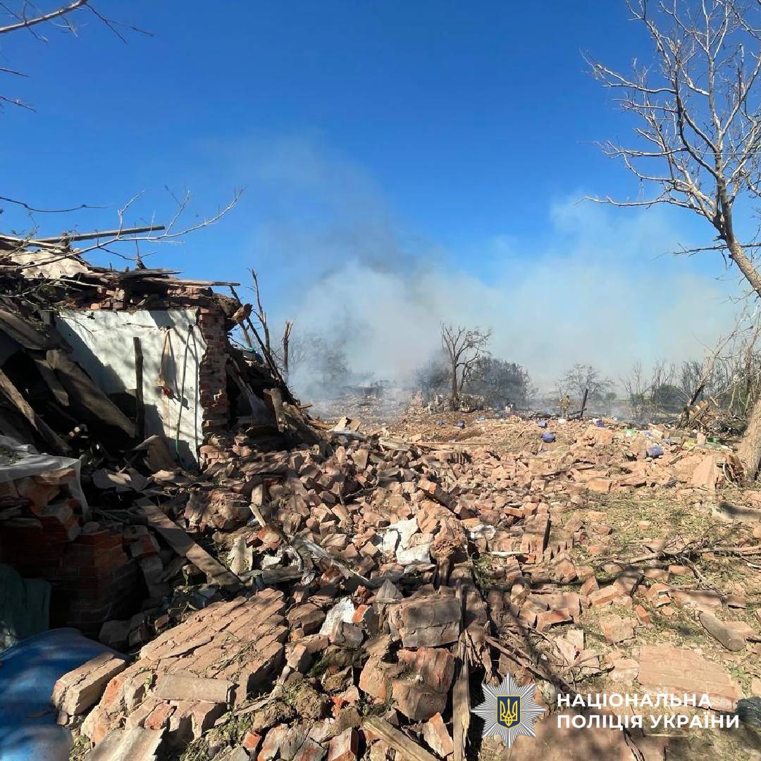 На фото наслідки ворожого обстрілу