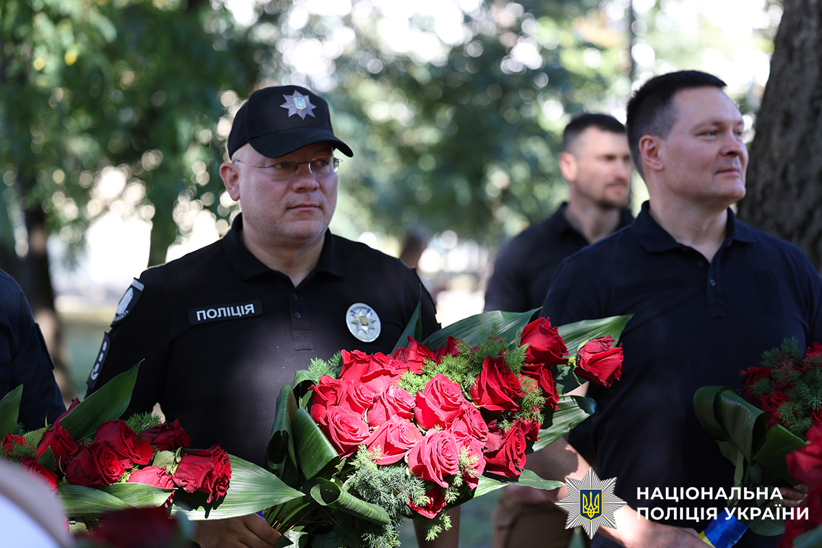 У Харкові з нагоди Дня Незалежності вшанували пам’ять полеглих захисників України