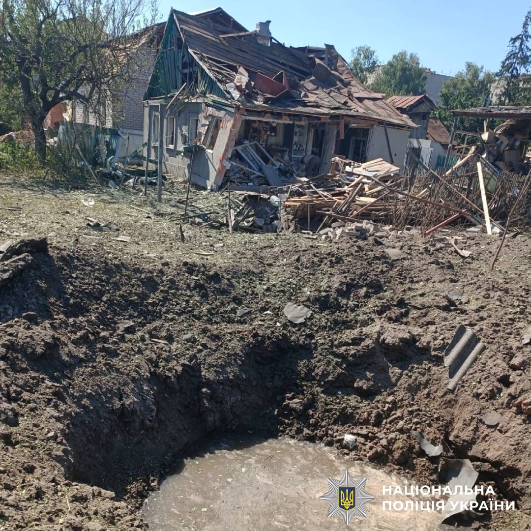 На фото наслідки ворожого обстрілу