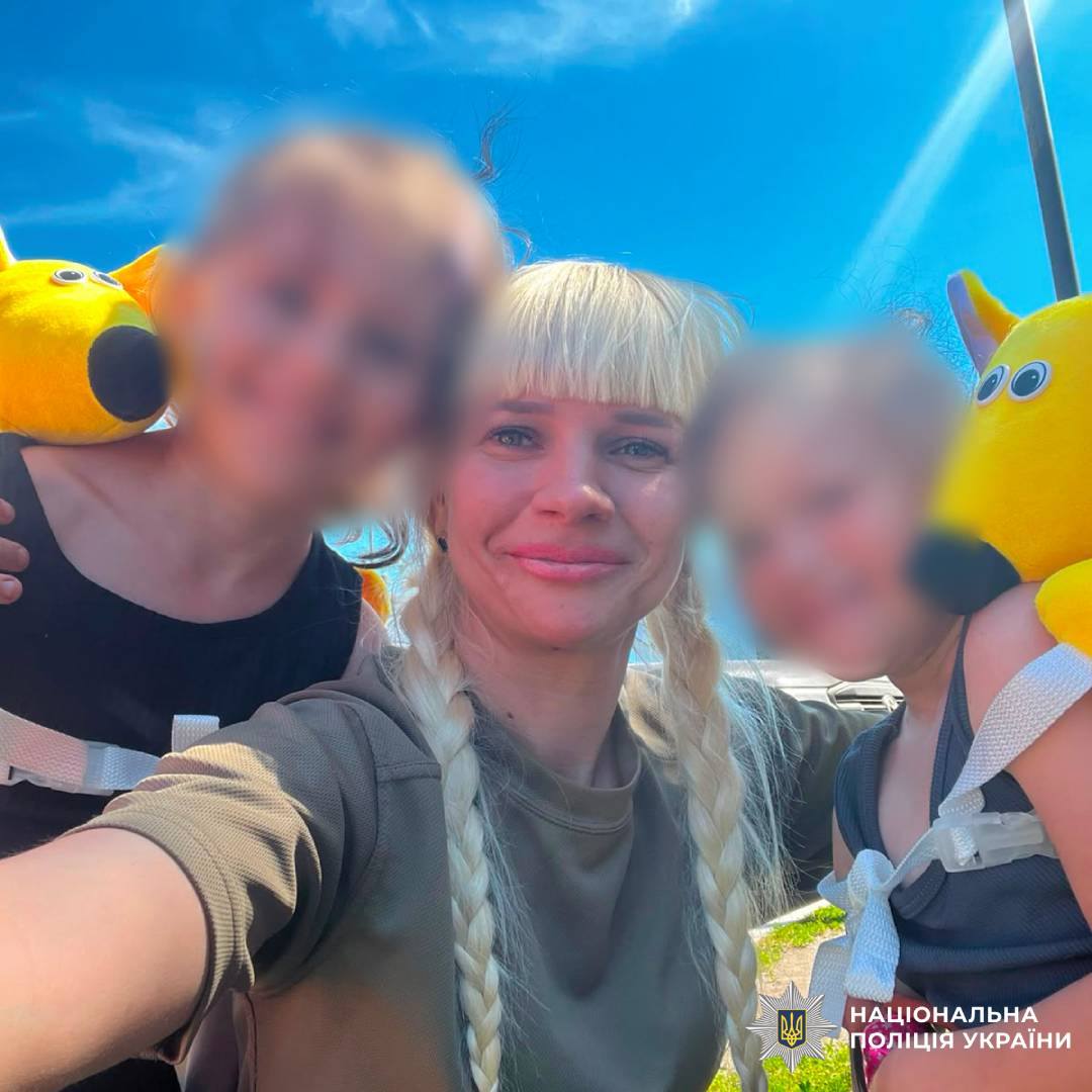 Відданість службі та людям: з нагоди свят поліцейську Харківщини Ірину Путніну відзначено державною нагородою