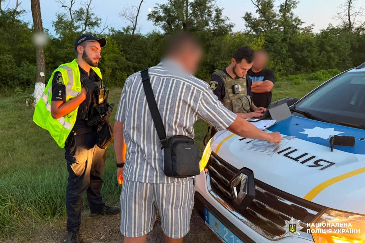 Намагався видати себе за прокурора: поліцейські Харківщині повідомили про підозру місцевому мешканцю