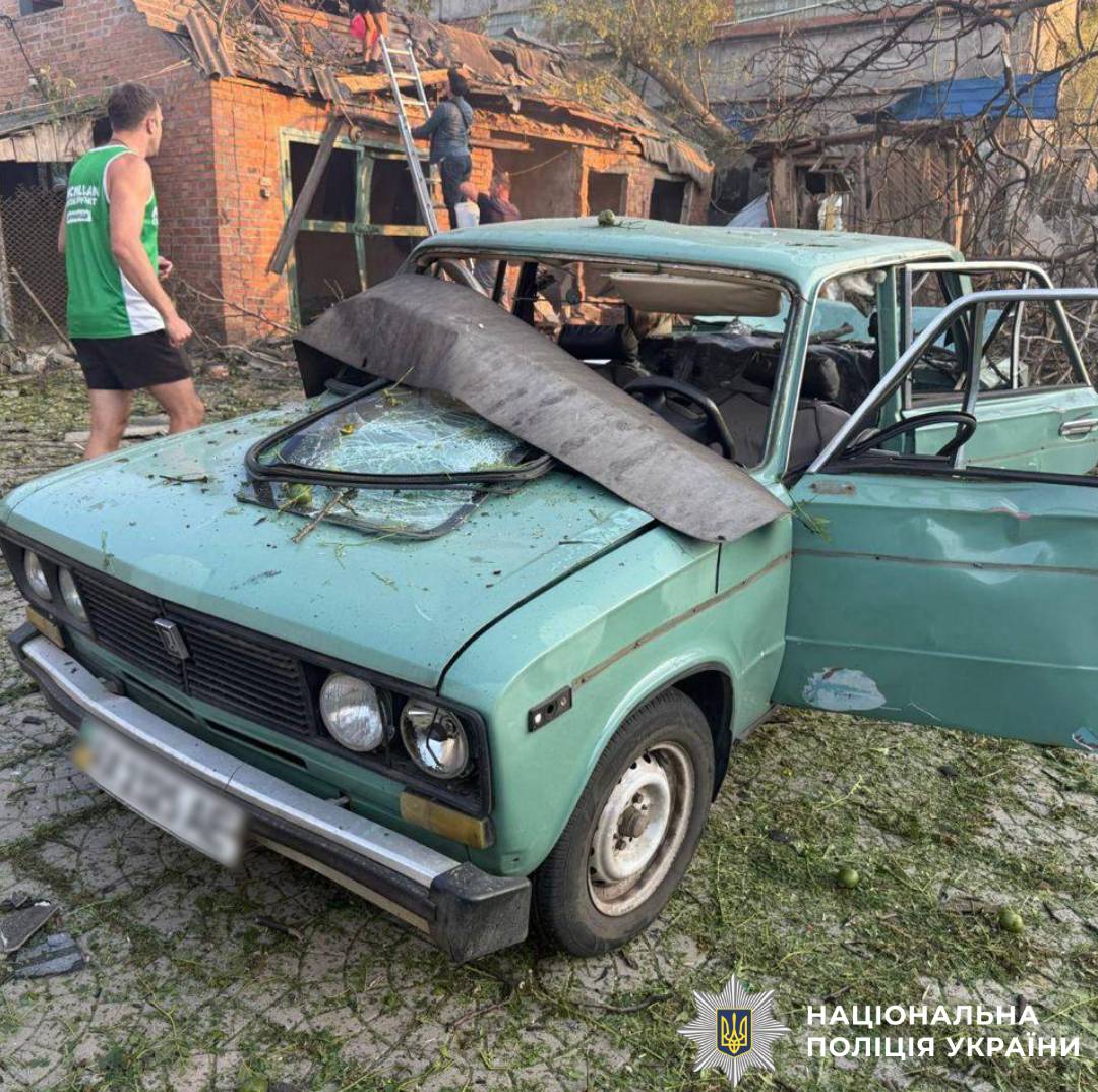 На фото наслідки ворожого обстрілу