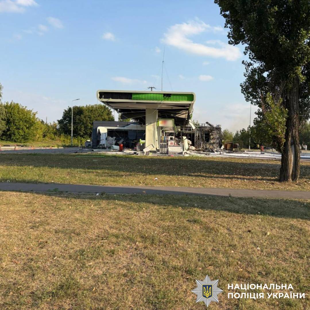 На фото наслідки ворожого обстрілу