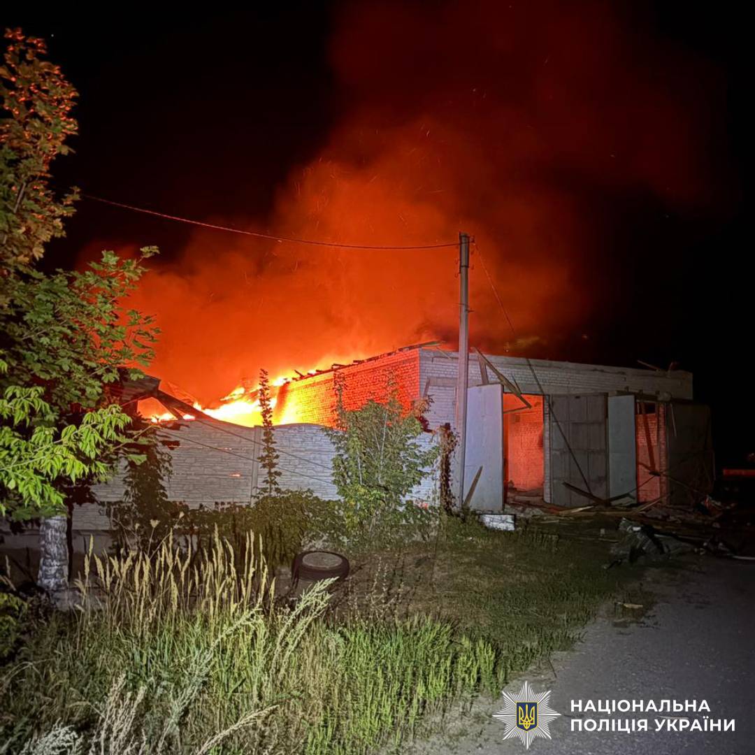 На фото наслідки ворожого обстрілу