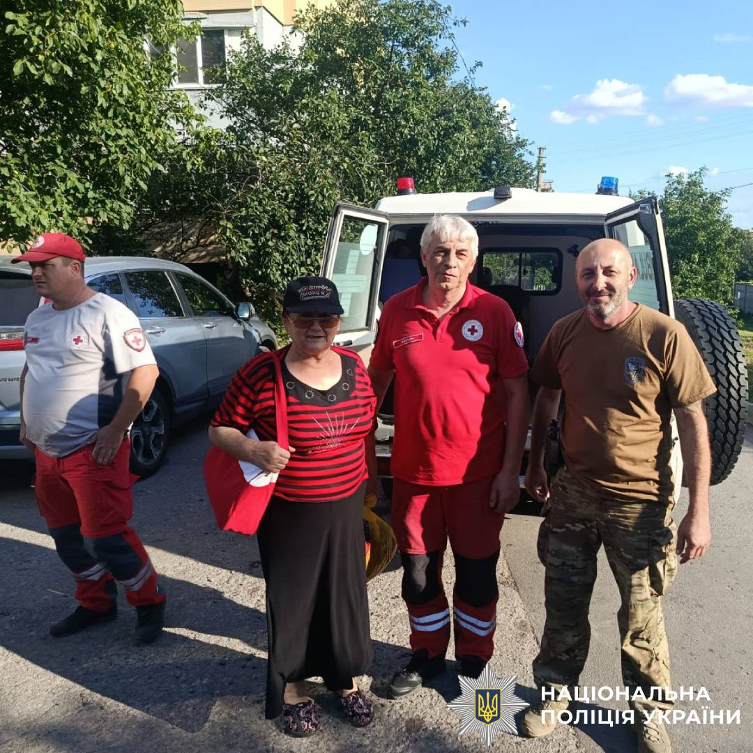 «Білі Янголи» евакуювали понад 140 цивільних з небезпечних територій: спецпідрозділ продовжує рятувати людей на Харківщині