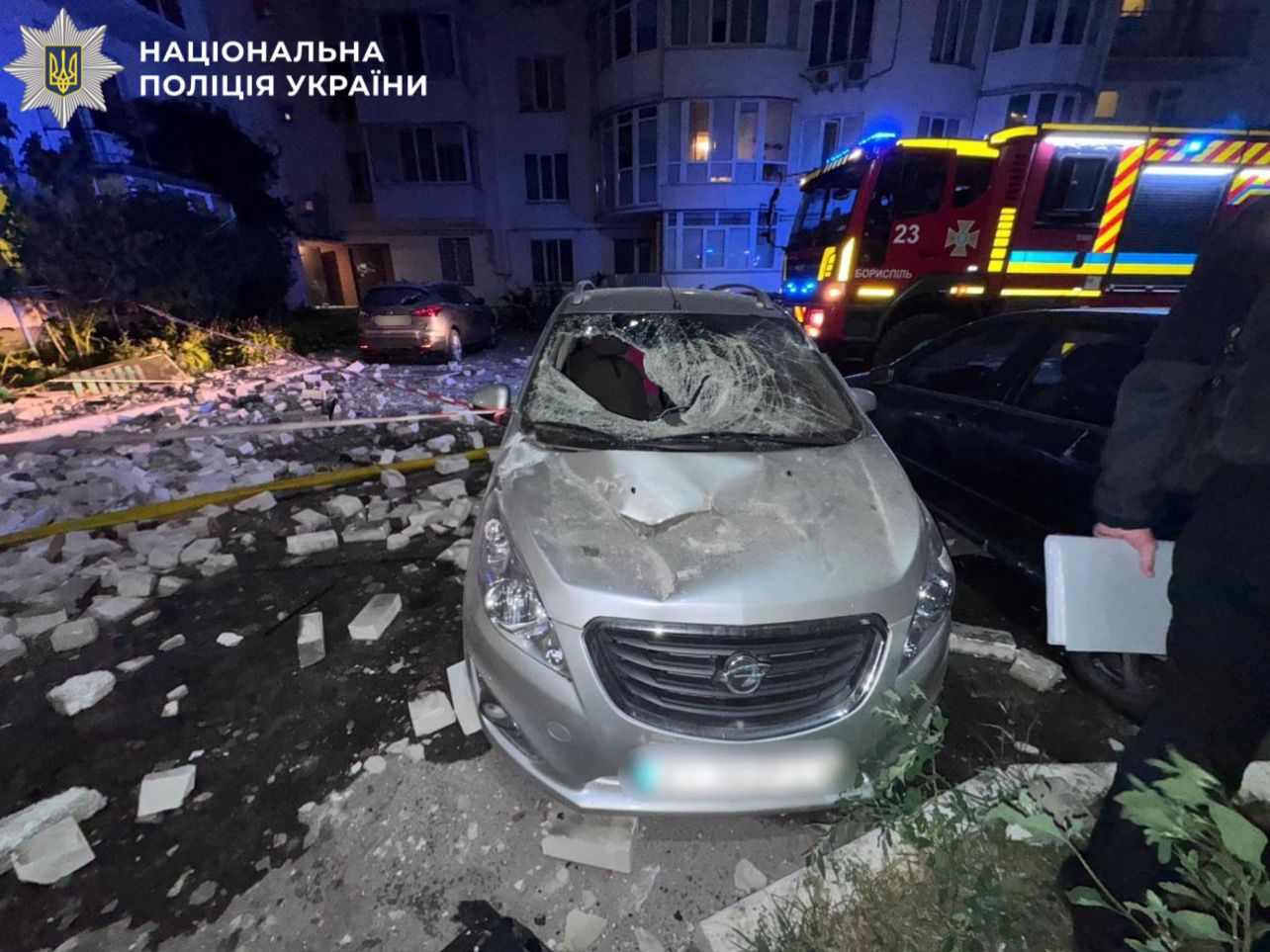 На фотографії зображено наслідки атаки рф у Бориспільському районі.