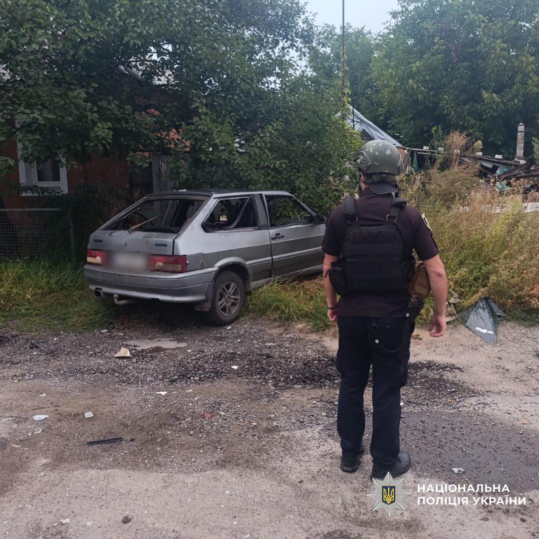 поліцейські продовжують документувати наслідки воєнних злочинів країни-агресора на Харківщині