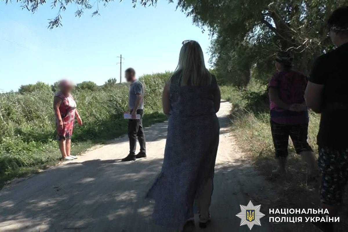 Погрожували розстрілом та забрали майно: поліцейські Харківщини встановили особи чотирьох окупантів