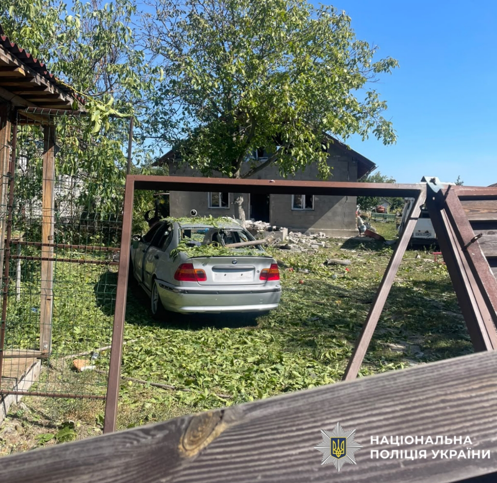 На фотографії зображено наслідки атаки росії.