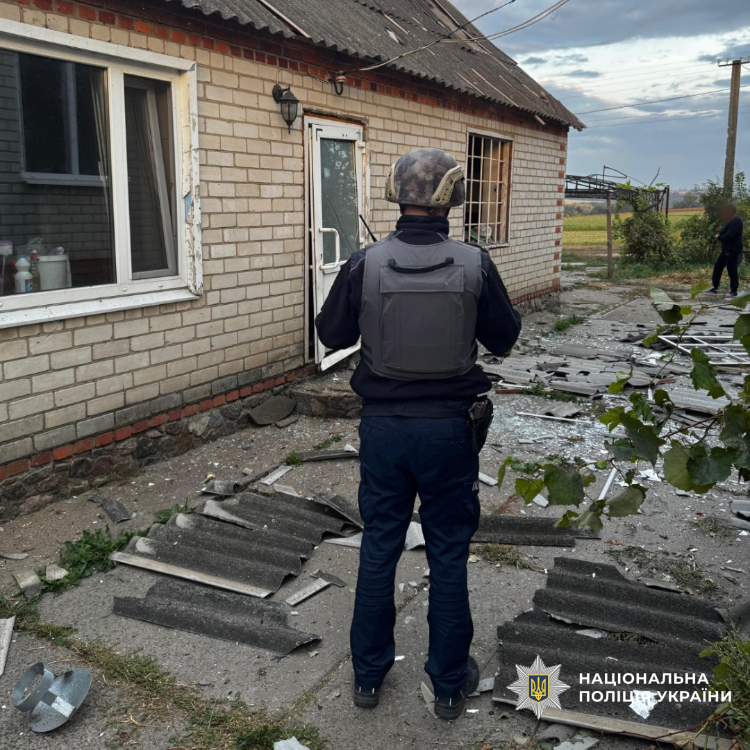 поліцейські задокументували наслідки воєнних злочинів військових рф на Харківщині