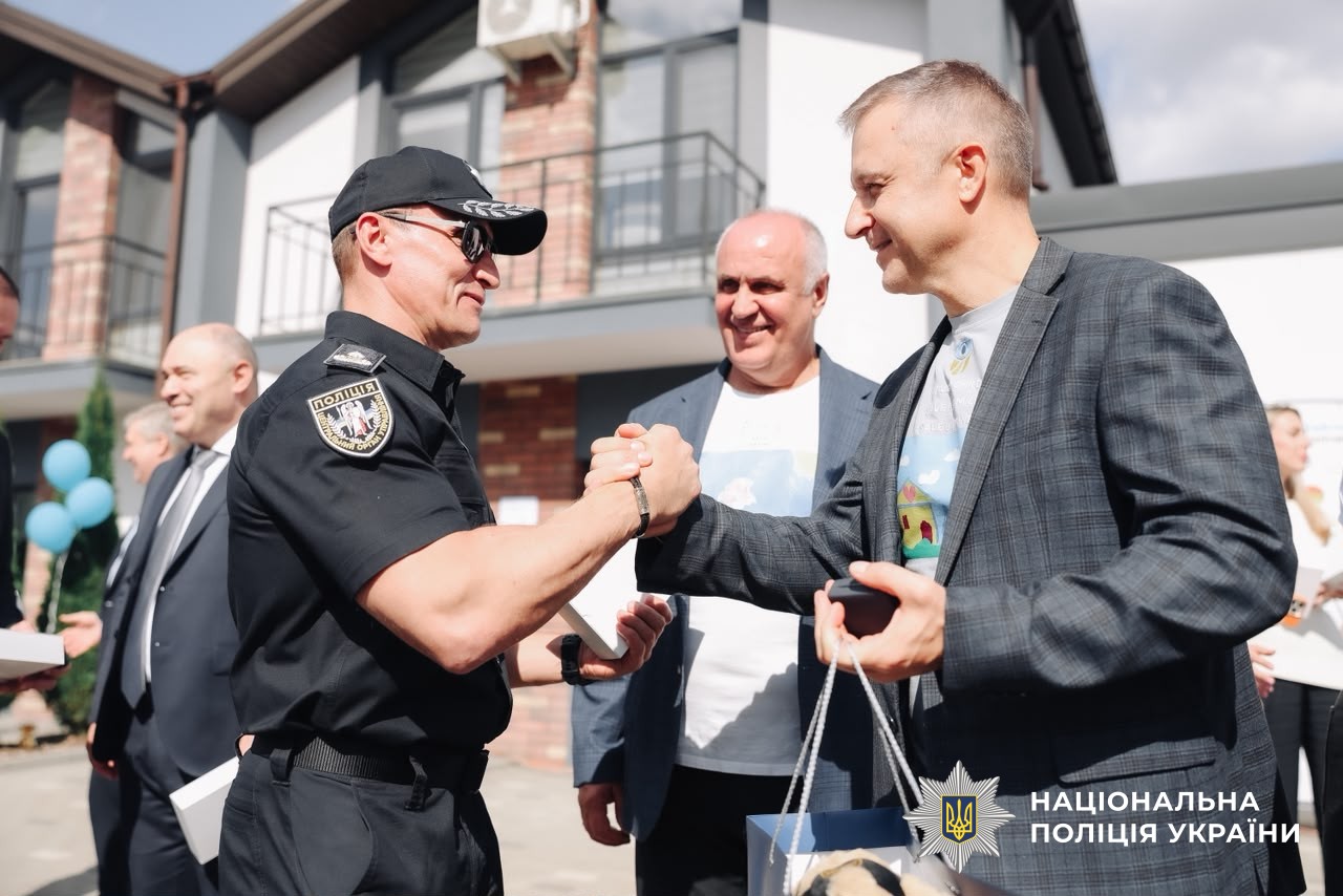 На фото учасники зустрічі.