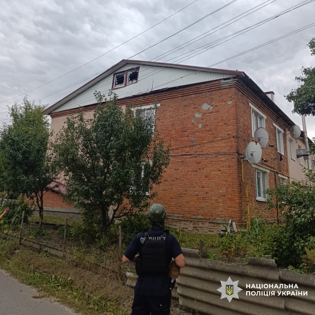 поліцейські задокументували наслідки воєнних злочинів країни-агресора на Харківщині