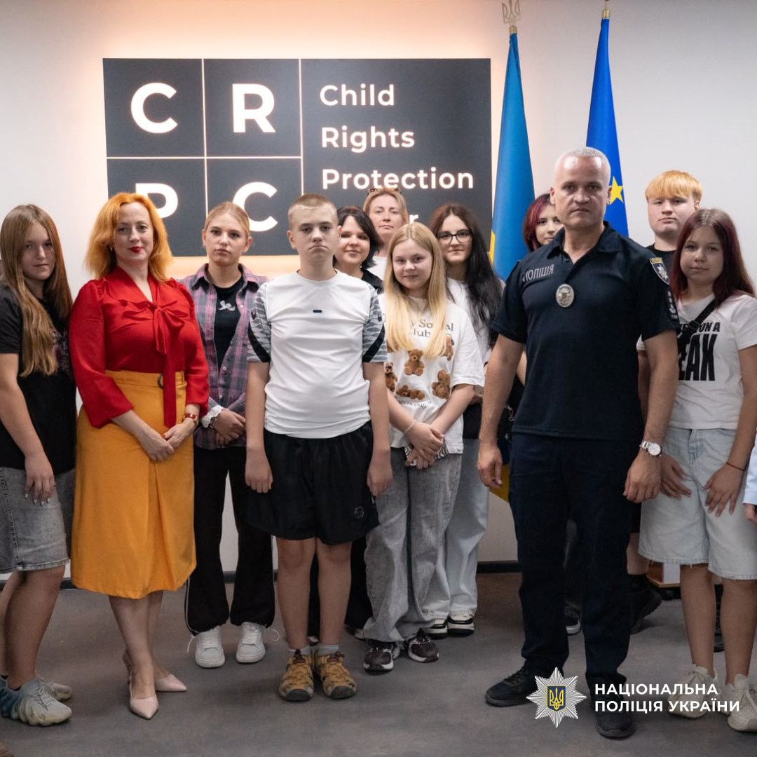 поліцейські Харківщини говорили з молоддю про безбар’єрність та рівність