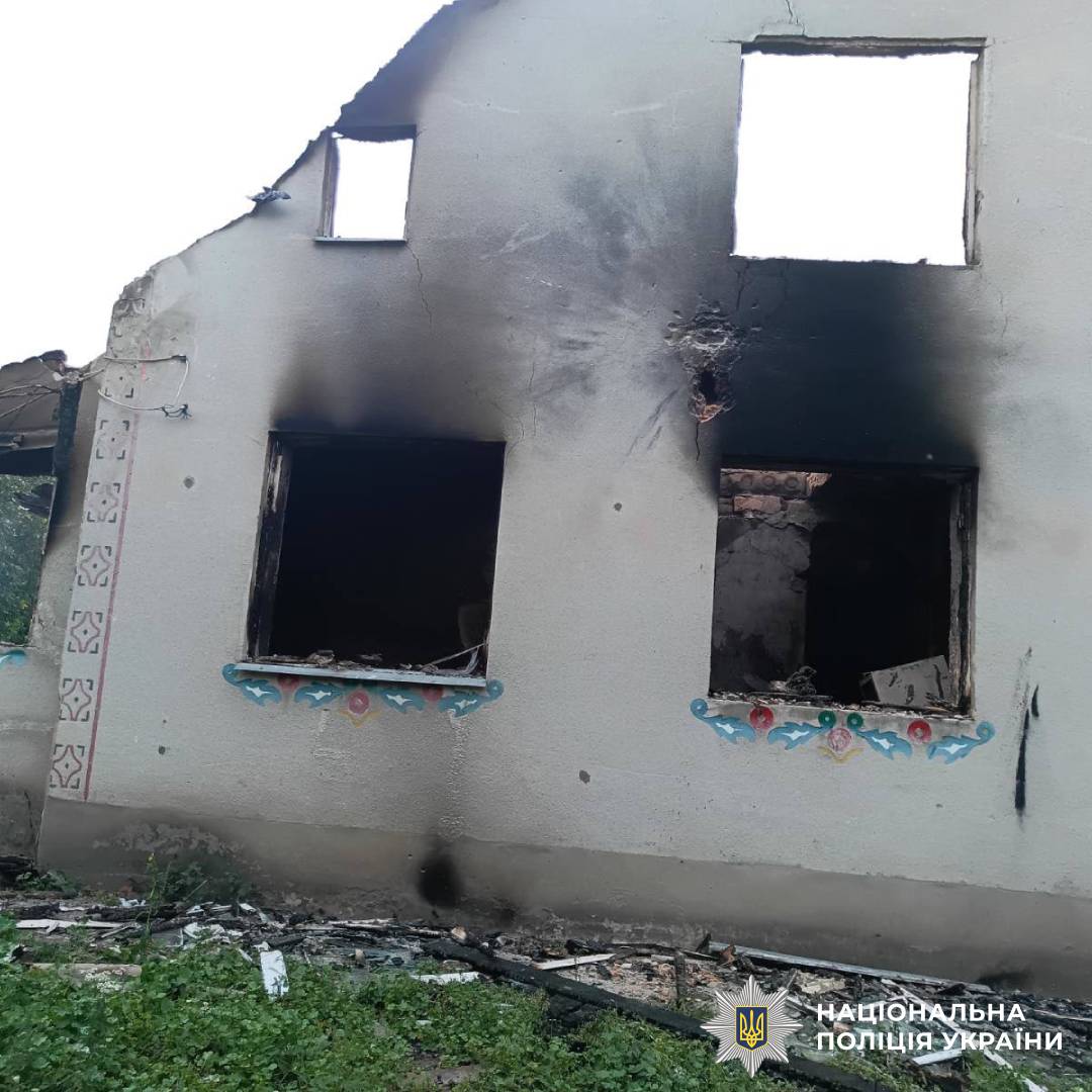 На фото наслідки ворожого обстрілу