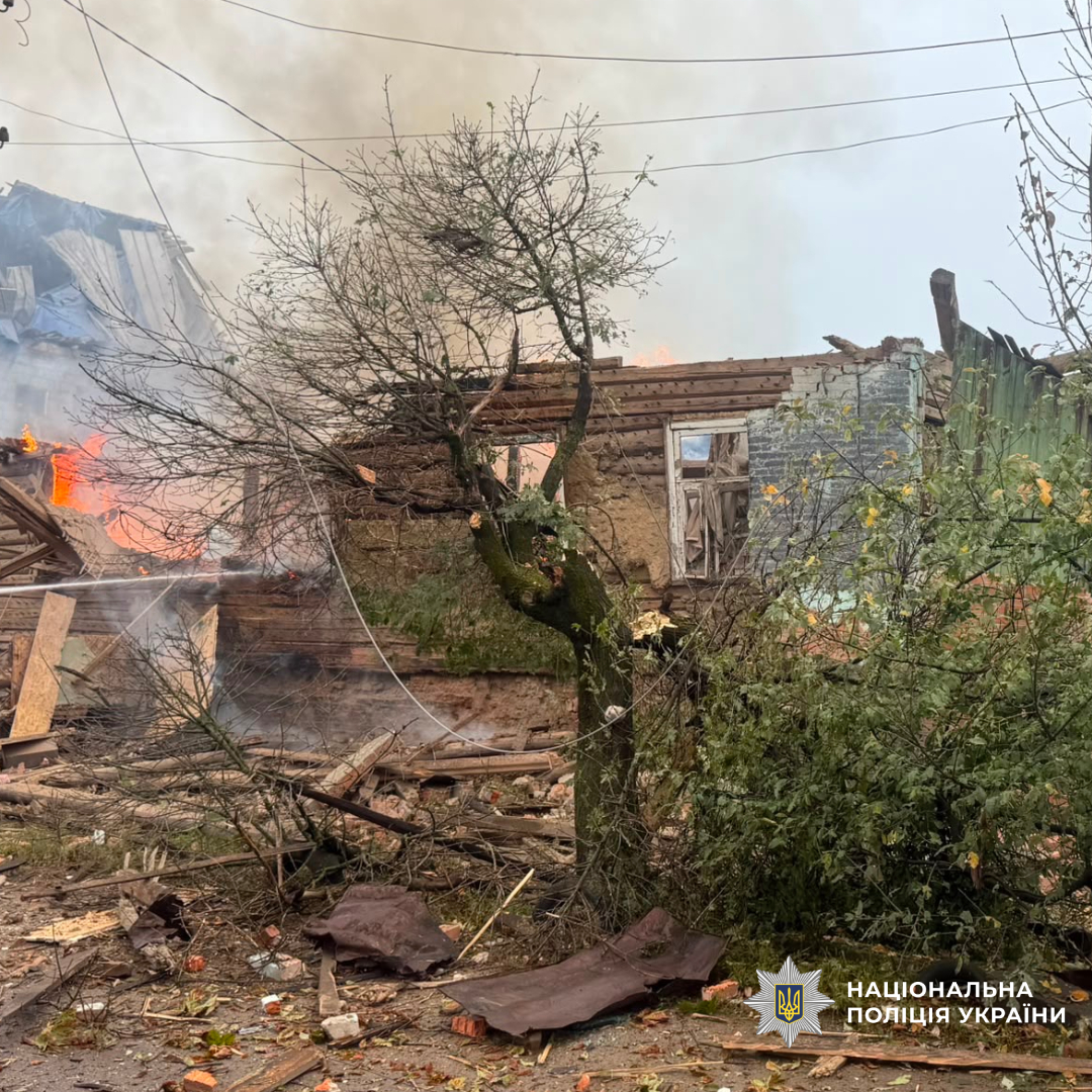 поліцейські продовжують документувати наслідки воєнних злочинів військових рф на Харківщині