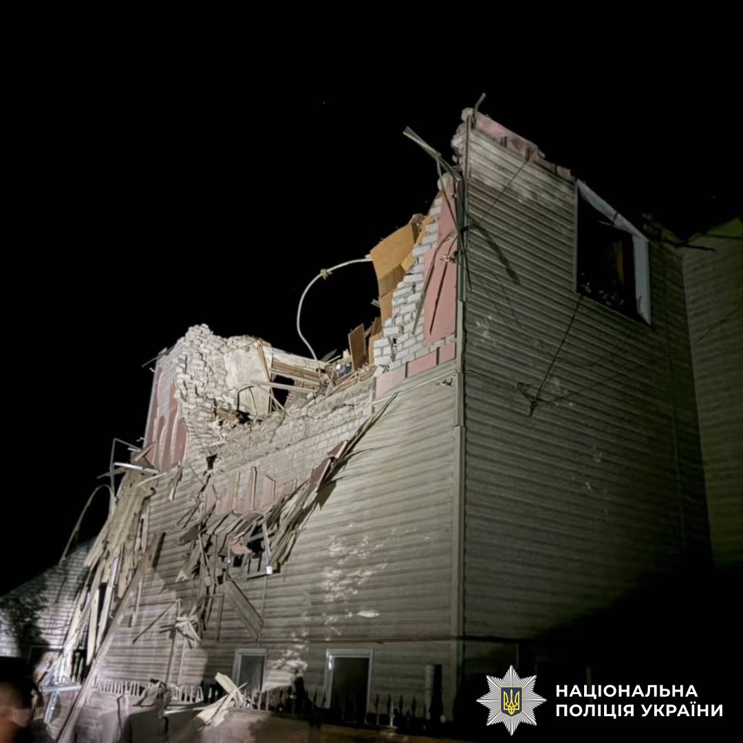 На фото наслідки ворожого обстрілу