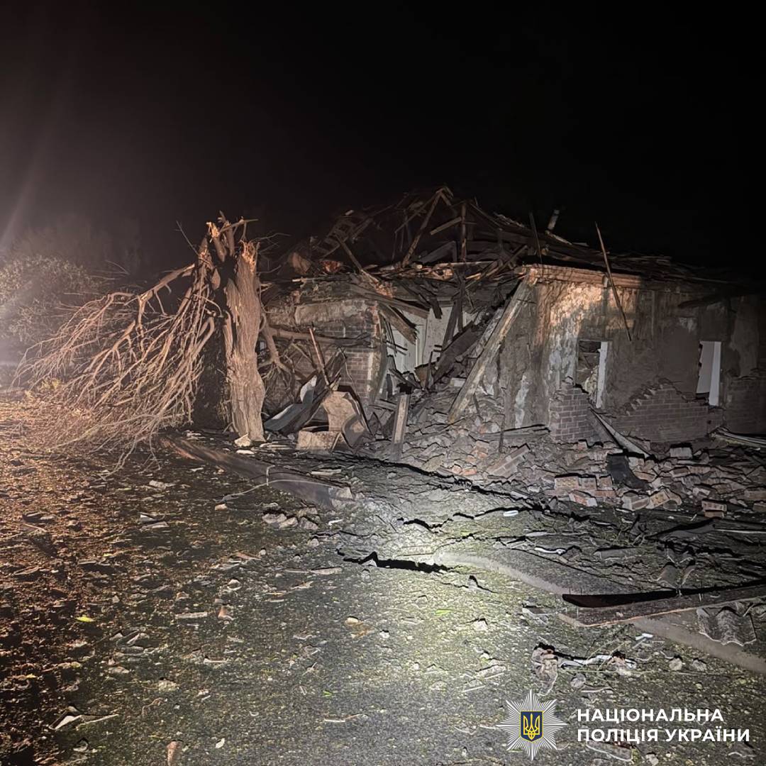На фото наслідки ворожого обстрілу
