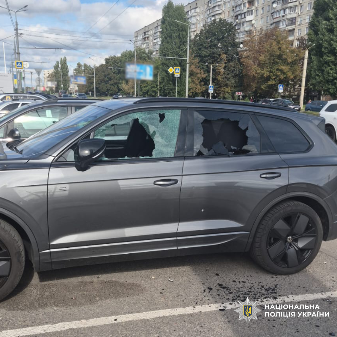 Постраждали четверо людей: у Харкові поліція документує наслідки російських обстрілів