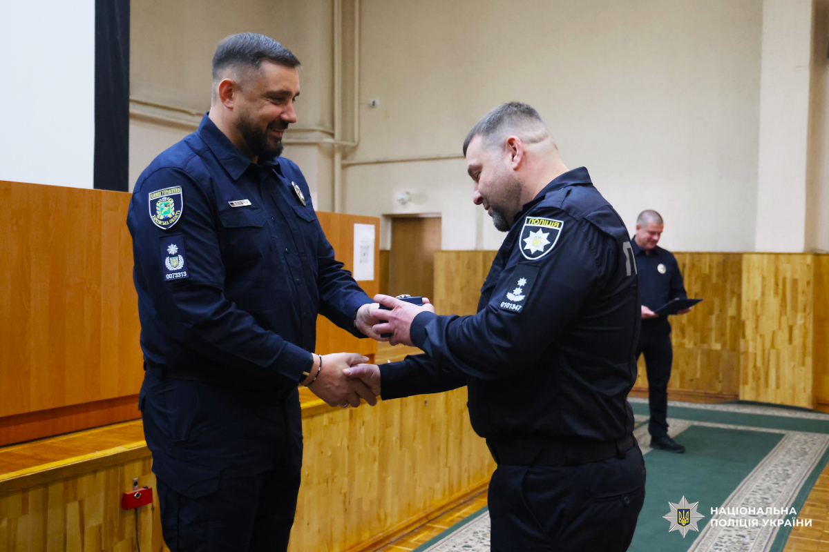 На Харківщині привітали поліцейських, які забезпечують роботу ізоляторів тимчасового тримання