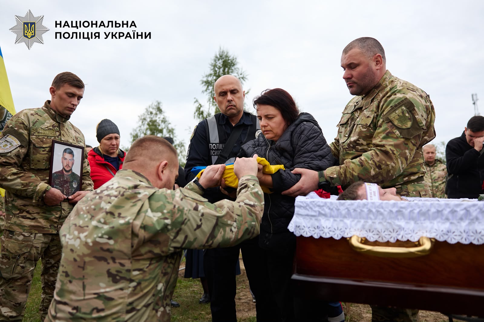 Фото з заходу.